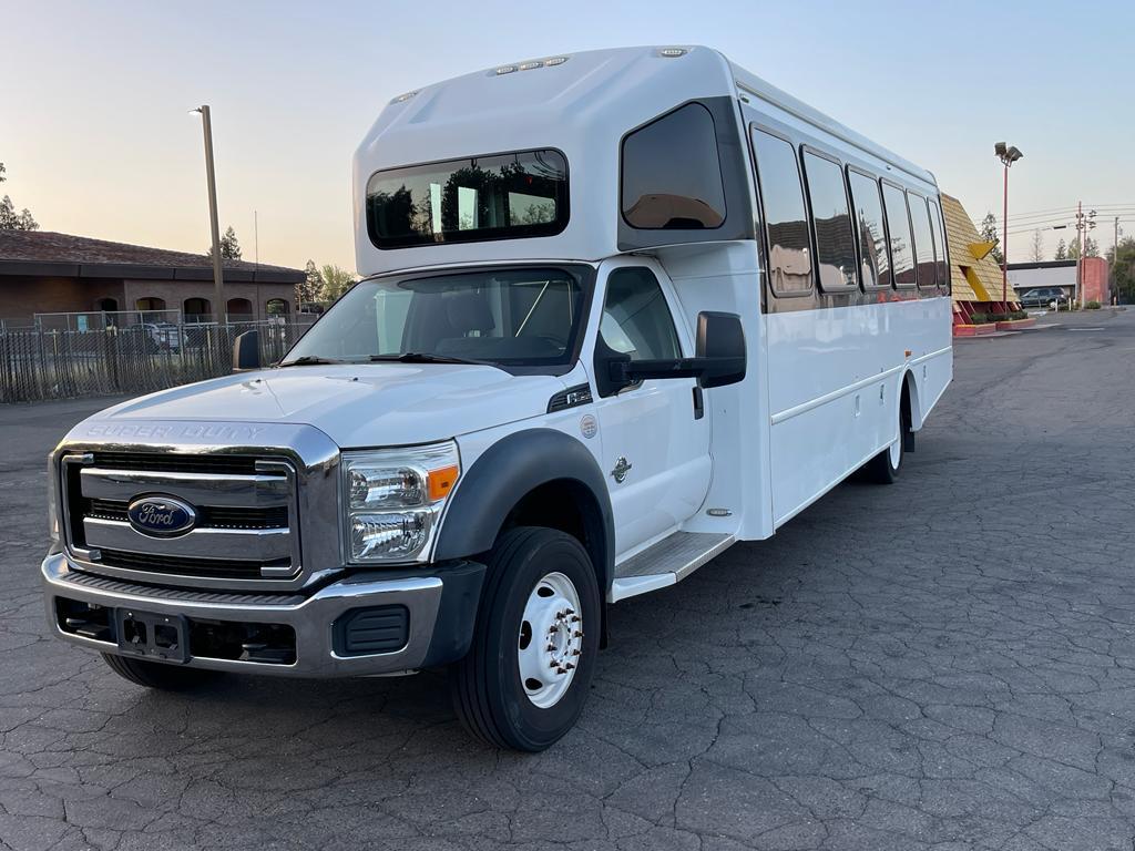 2014 AmeriTrans Ford F550 Limo Bus