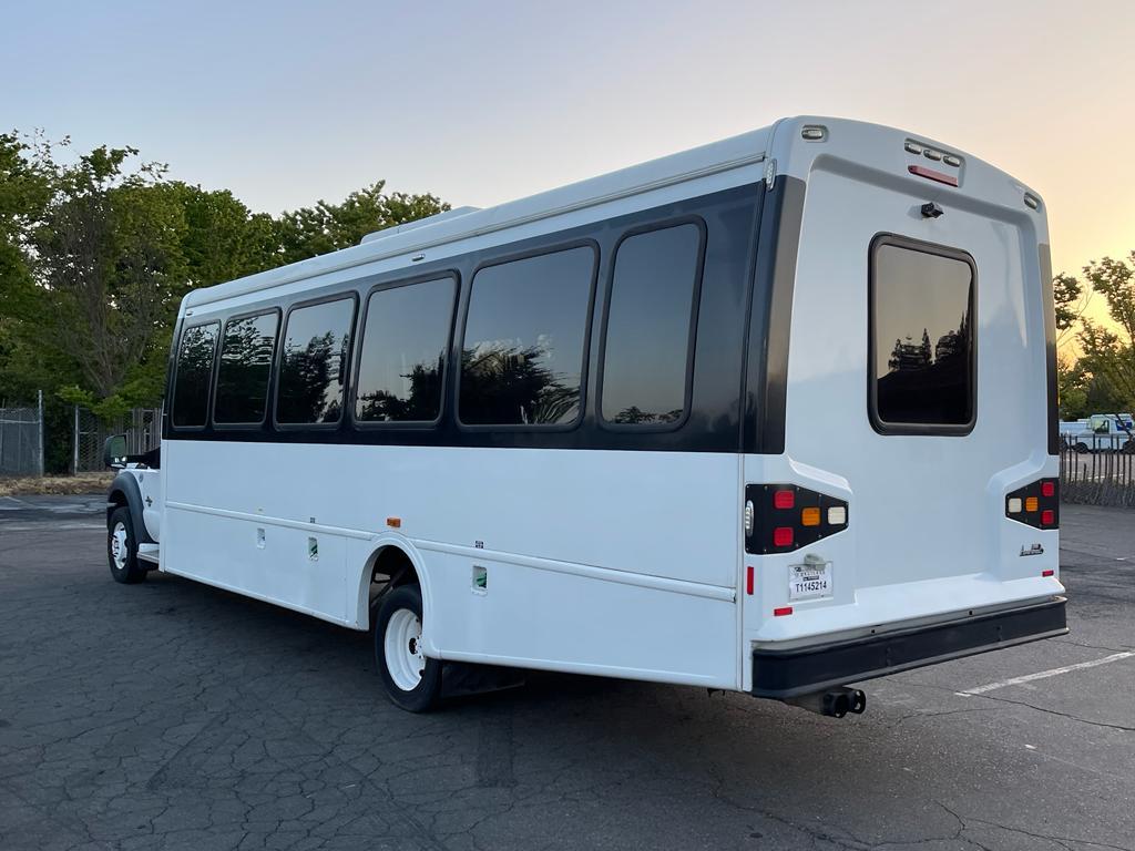 2014 AmeriTrans Ford F550 Limo Bus