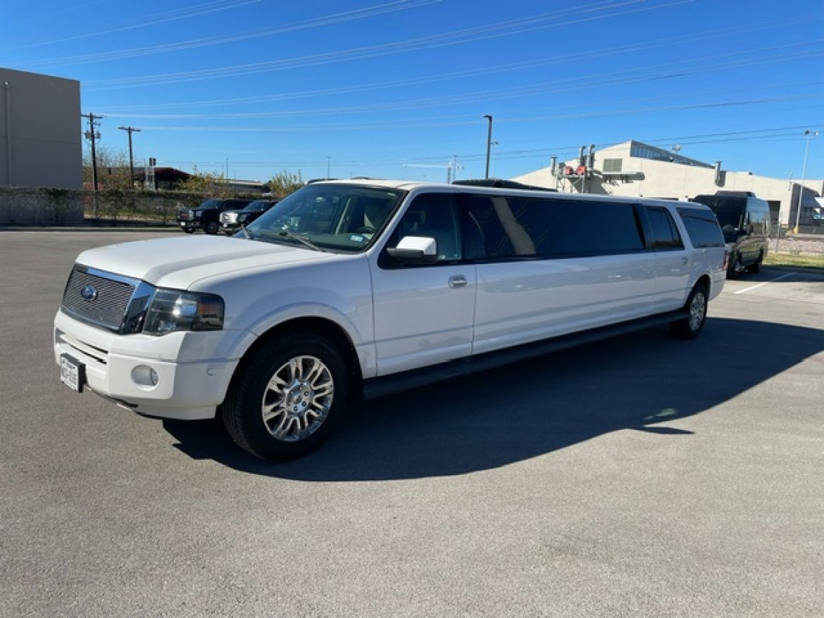 2014 Ford Expedition Limousine