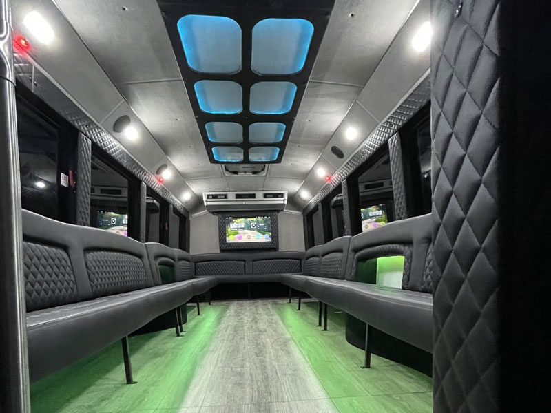 2016 Ford F650 Limo Bus