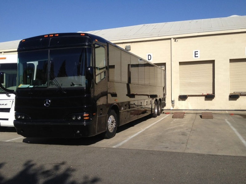 40 Motorcoach Limo Bus Gallery1