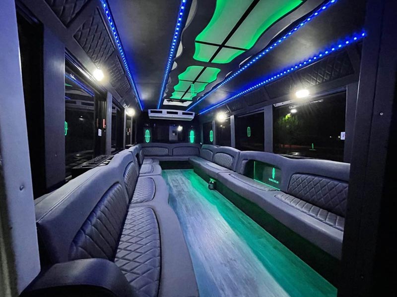 Ford F-550 2017 Gallery4 Ford F-550 2017 Gallery4