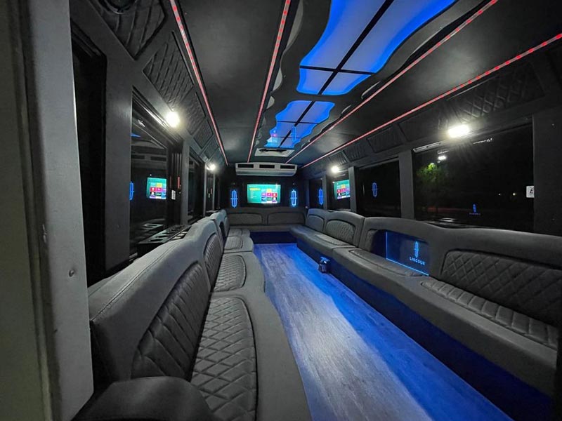 Ford F-550 2018 Gallery4