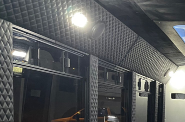 global customs dividers & window pillars