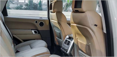 Range Rover HSE Fleet Interior