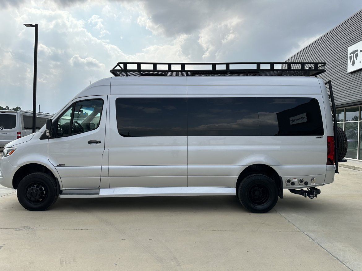 New 2023 Daycruiser D6 For Sale by Midwest Automotive Designs