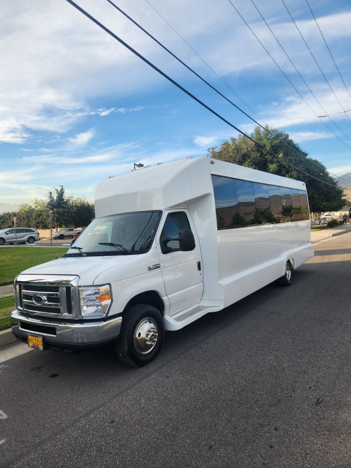 Used 2011 Ford E450 Limo Bus