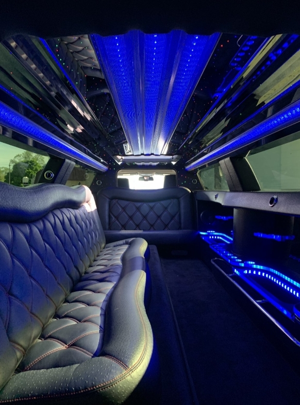 2015 Dodge Challenger 140 inches Limousine by Tiffany