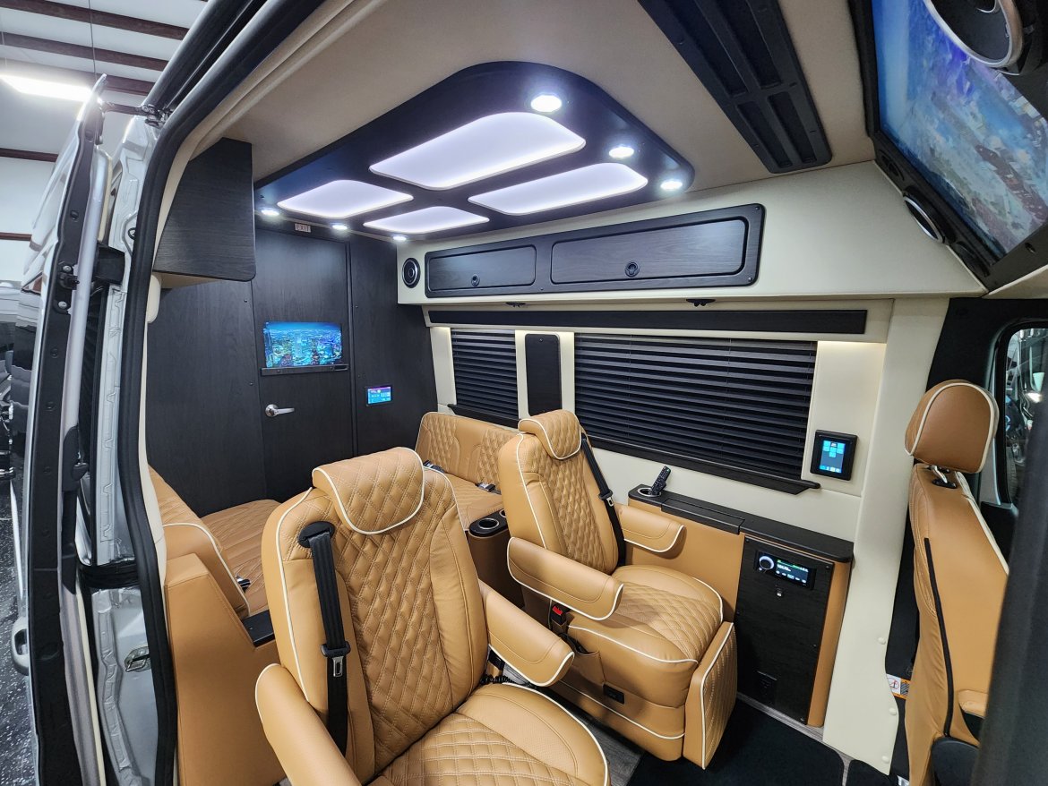 2023 New Mercedes-Benz Luxe D4 144 Sprinter For Sale