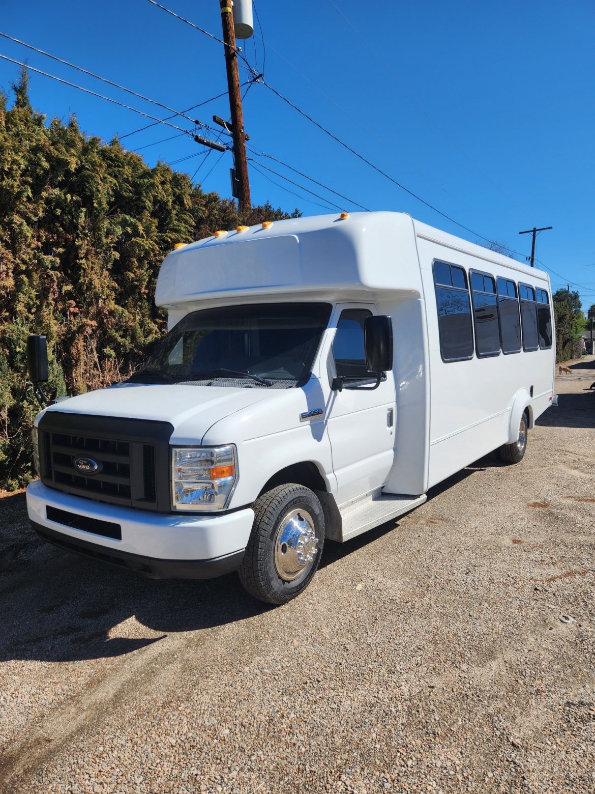 Used 2017 Ford E450 Limo Bus For Sale