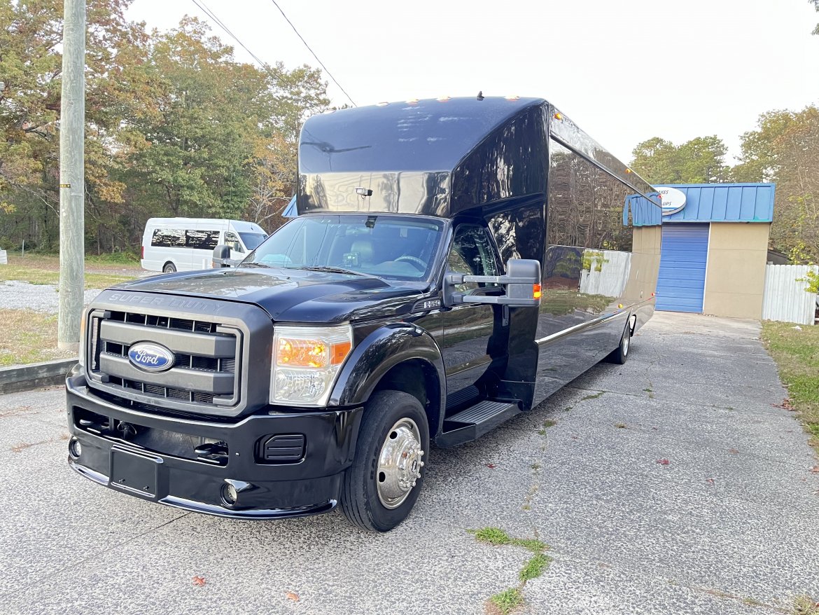 Used 2012 Ford F550 Limo Coach Bus