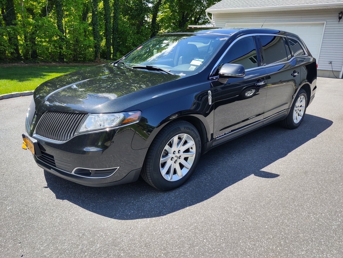 Used 2015 MKT Sedan For Sale by Lincoln