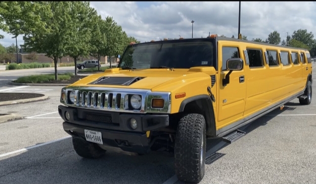 2005 Hummer H2 35 inch Limousine