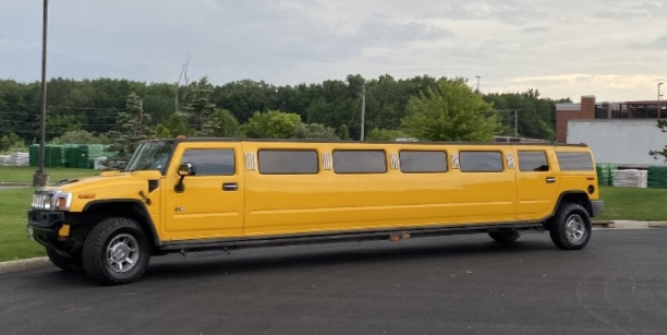 2005 Hummer H2 35 inch Limousine