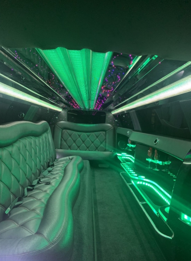 2015 Dodge Challenger 140 inches Limousine by Tiffany