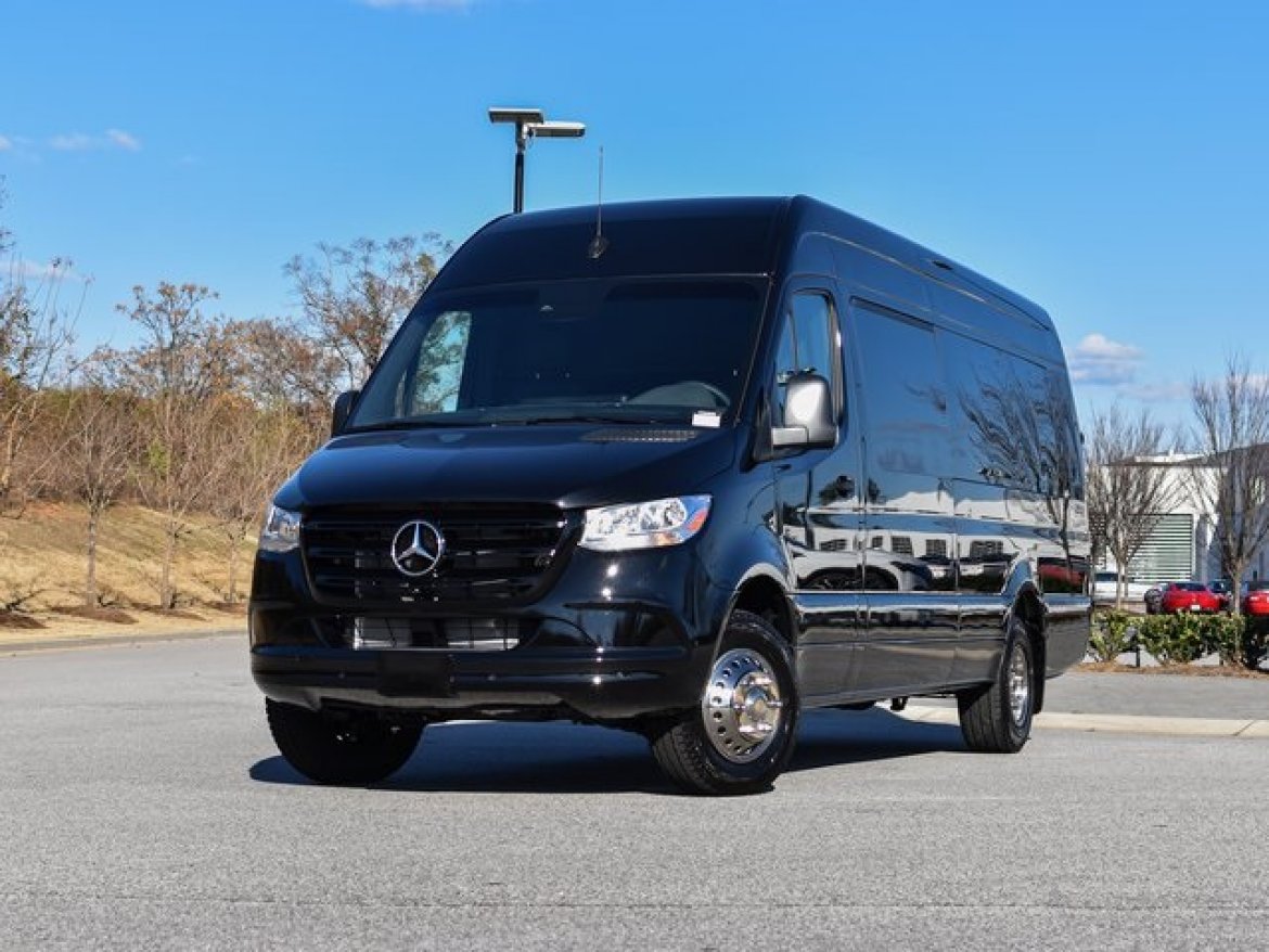 New 2023 Mercedes-Benz Mixed Use Shuttle Sprinter
