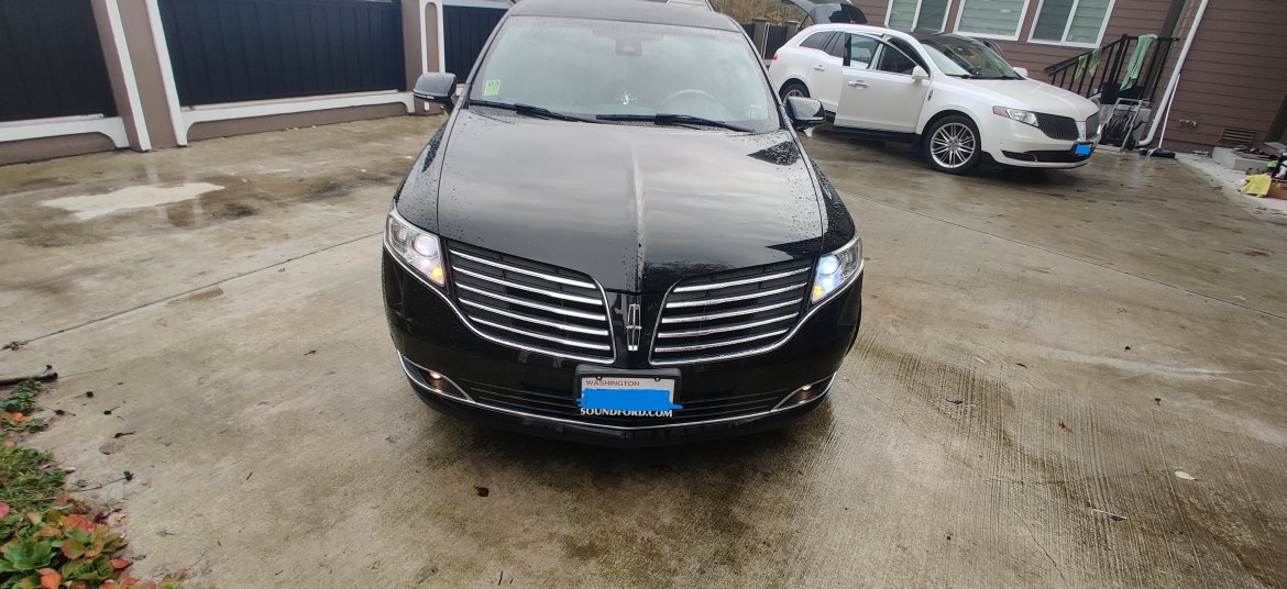 Used 2017 Lincoln MKT Limousine