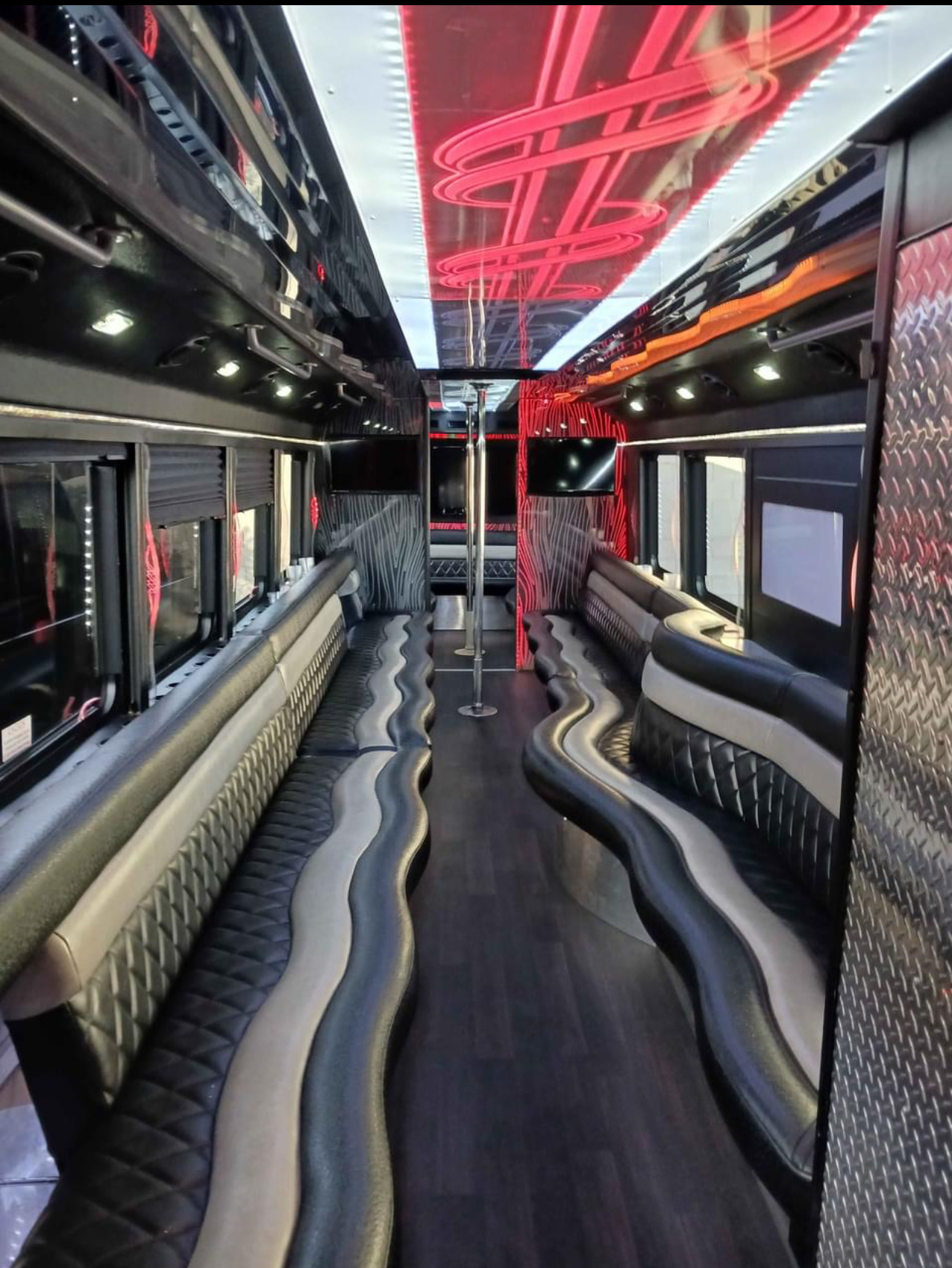 2011 Ford F-750 Goliath Party Bus