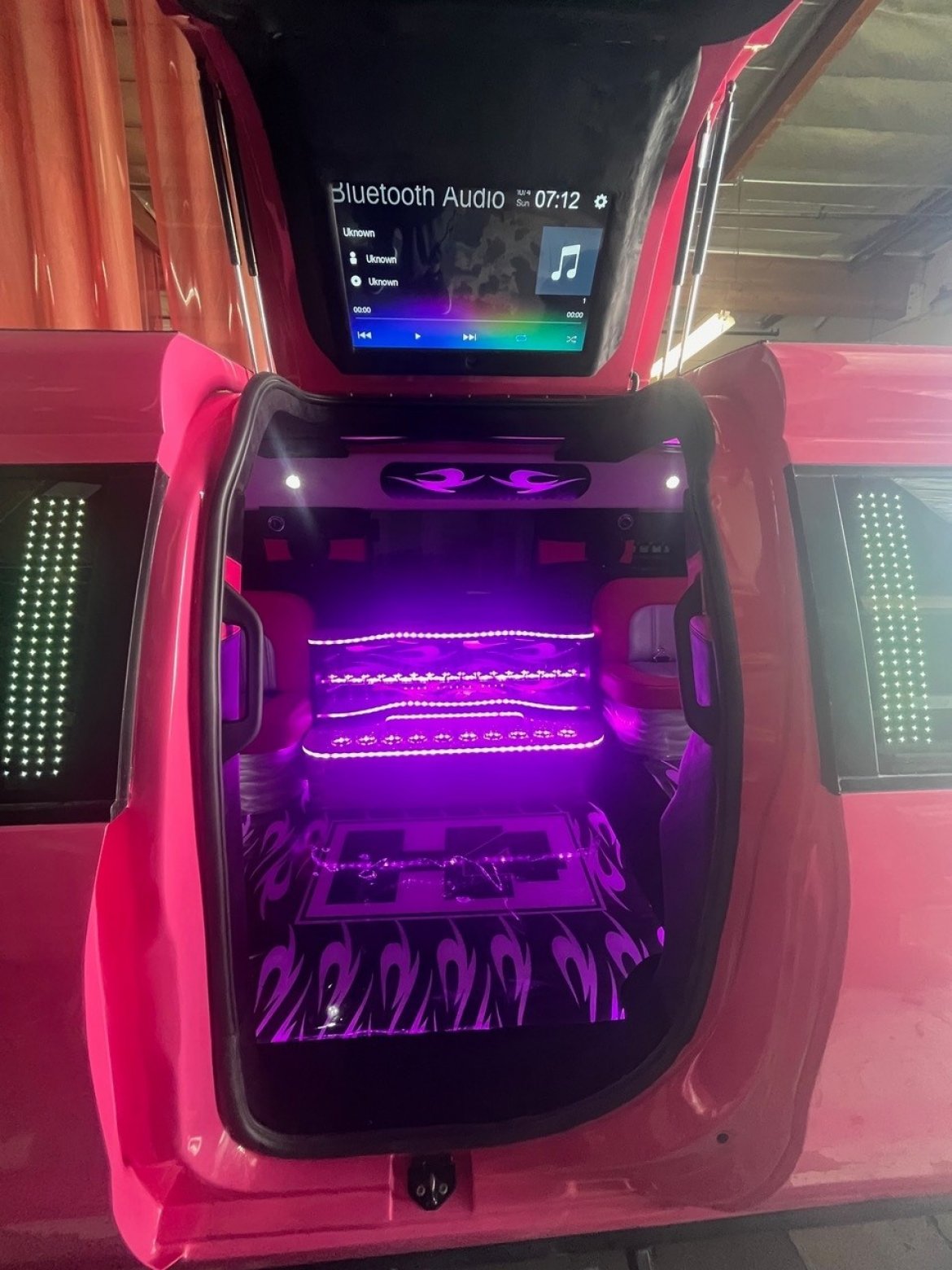 New 2023 Limousine SUV For Sale