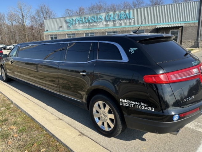 2018 Lincoln MKT by Royal