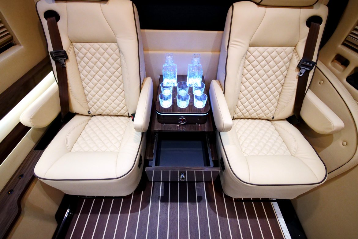 New 2024 Mercedes-Benz Sprinter