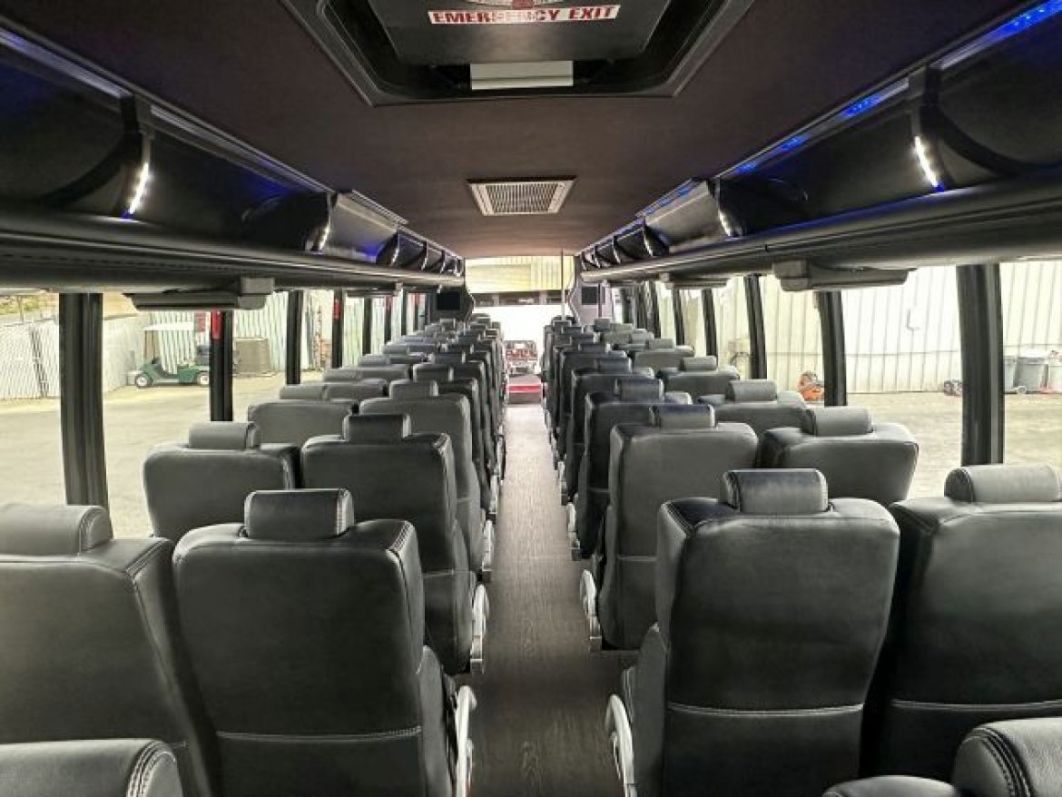 Used 2015 Freightliner M2 Executive Shuttle