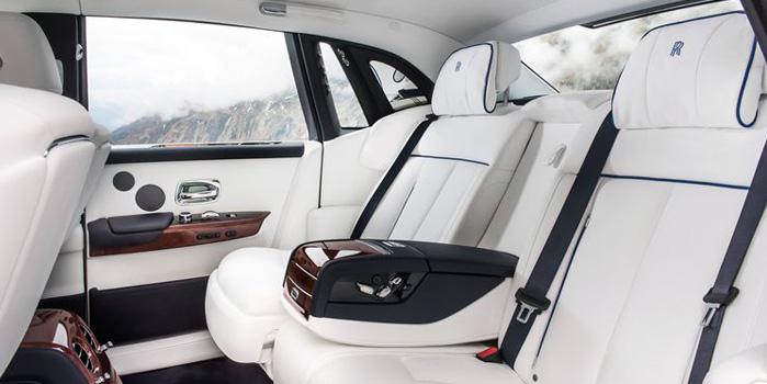 Rolls Royce Phantom Car Rental (Interior)