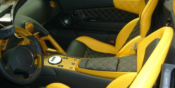 Lamborghini Murcielago Rental (interior)