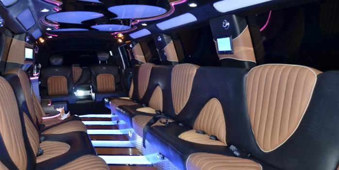Infiniti QX56 Stretch limo Rental (Interior)