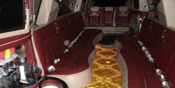 56_mercedes-gl-550-limo-interior.jpg