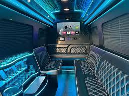 XL SUV Limo