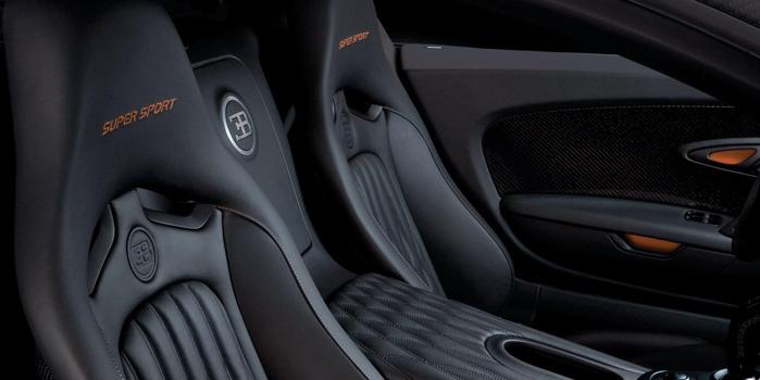 Bugatti Veyron 16.4 Grand Sport Rental (Interior)