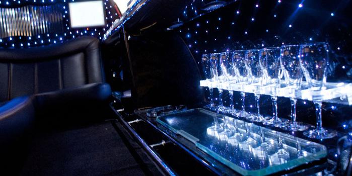 Lincoln Navigator Limo Rental