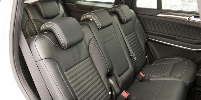 Mercedes GL-550 Rental (Interior)