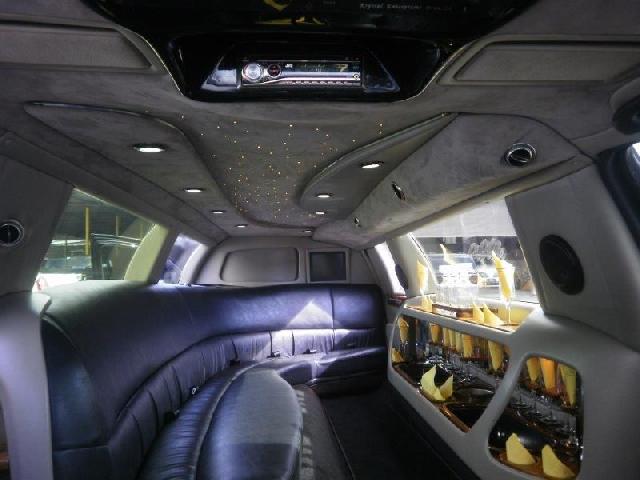 Tortorice Limousine Lincoln Town Car Limo