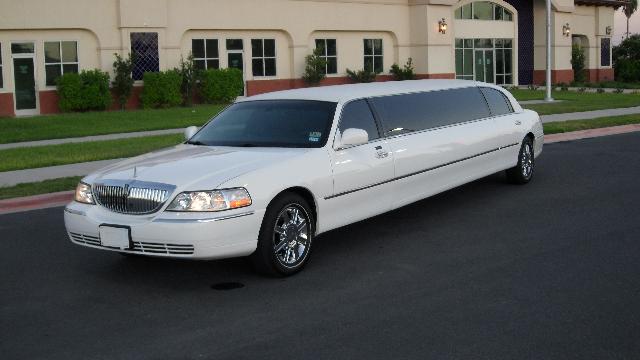 Classic Limousine Of Rockford Inc