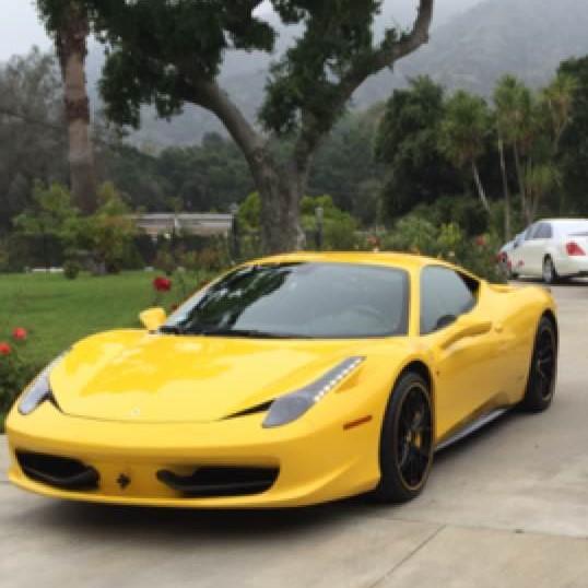 Luxury Limousine Hollywood Playnight Ferrari 458 Italia